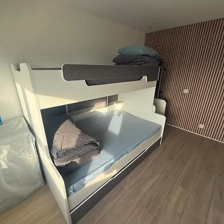 With Amazing View Of With Private Parking Apartment Paris